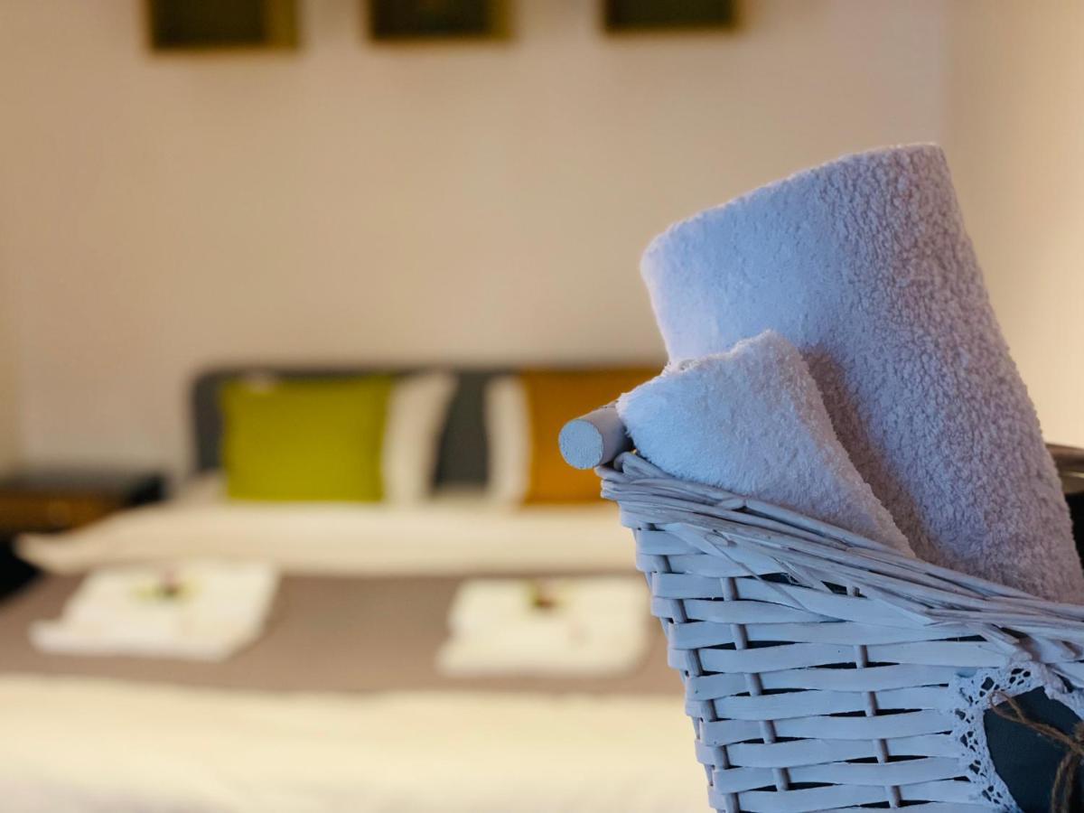 Modern Place To Stay-Self Check-In Nonstop 24H-Wifi Resita Exterior photo
